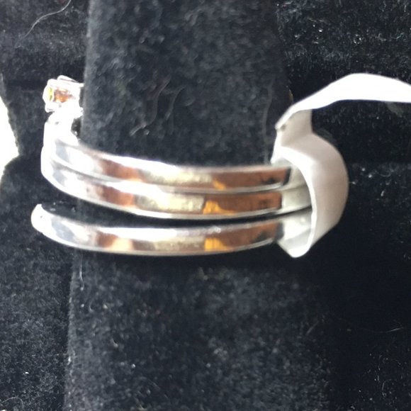 ring - Picture 7 of 12